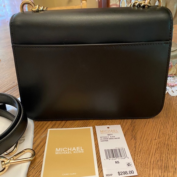 Michael Kors Black Leather Mott Handbag Bag - Picture 6 of 13